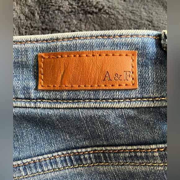 Abercrombie & Fitch Super Skinny Ankle Jeans 8S Like New - Picture 3 of 7
